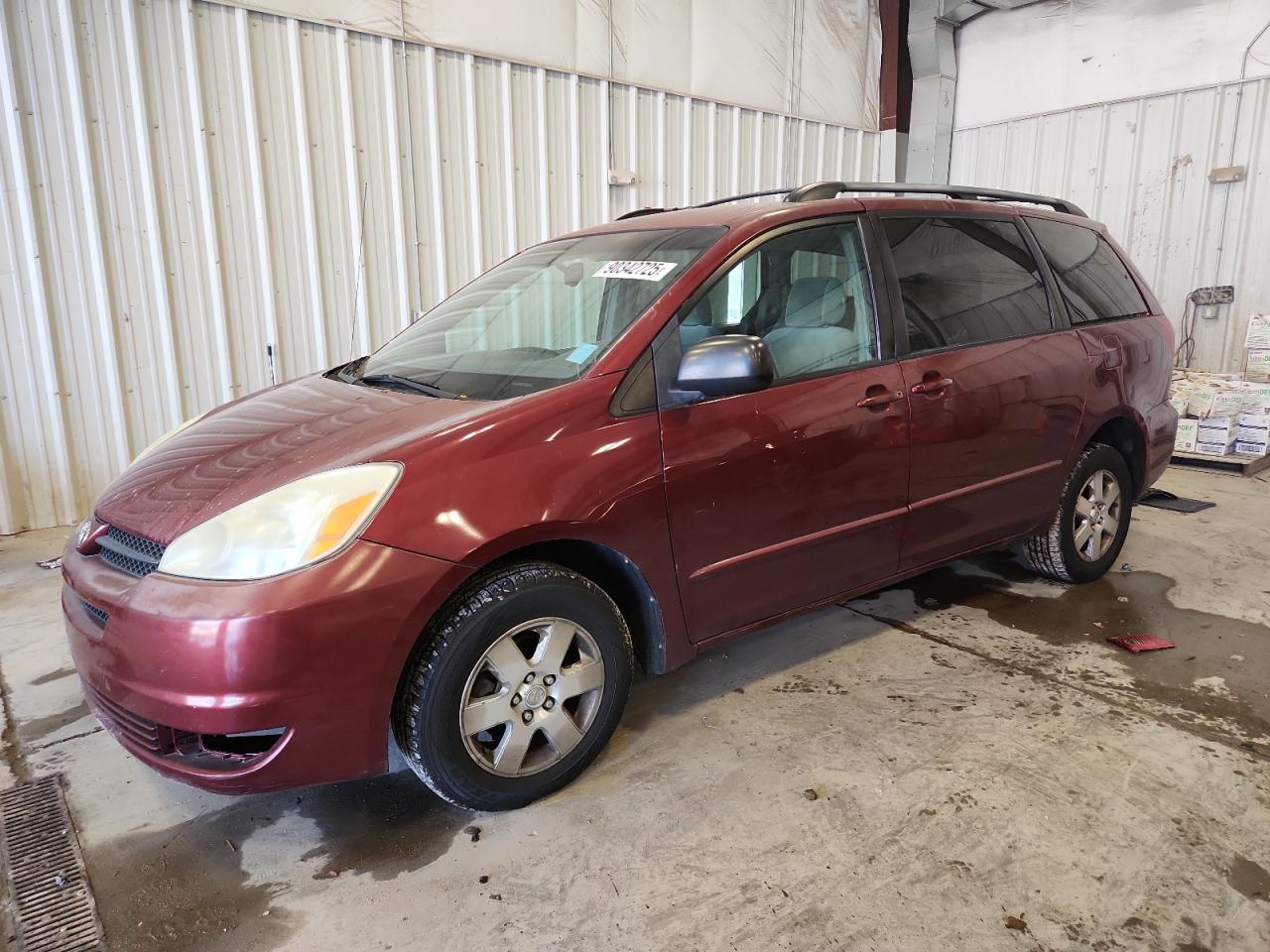 TOYOTA SIENNA CE 2004