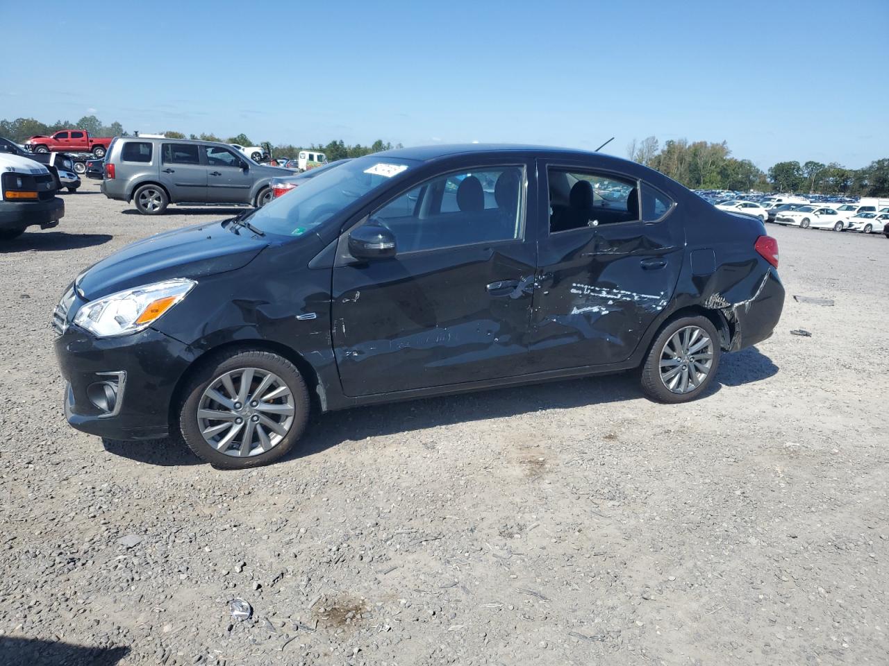 MITSUBISHI MIRAGE G4 2017