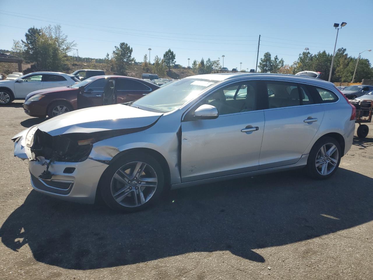 VOLVO V60 PLATIN 2015