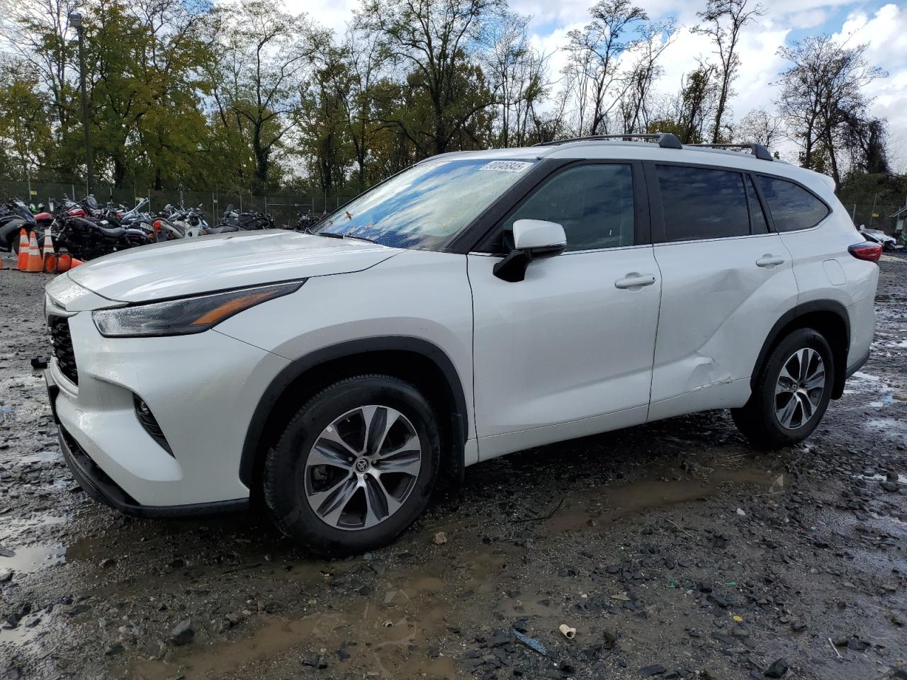 TOYOTA HIGHLANDER 2023
