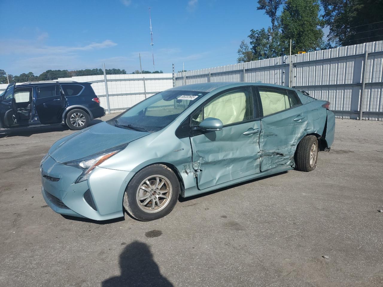 TOYOTA PRIUS 2018