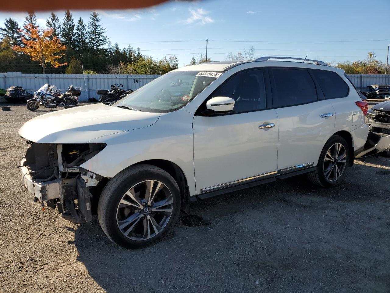 NISSAN PATHFINDER 2017