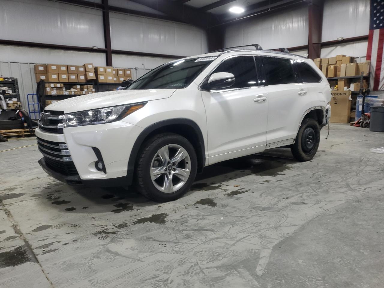 TOYOTA HIGHLANDER 2019