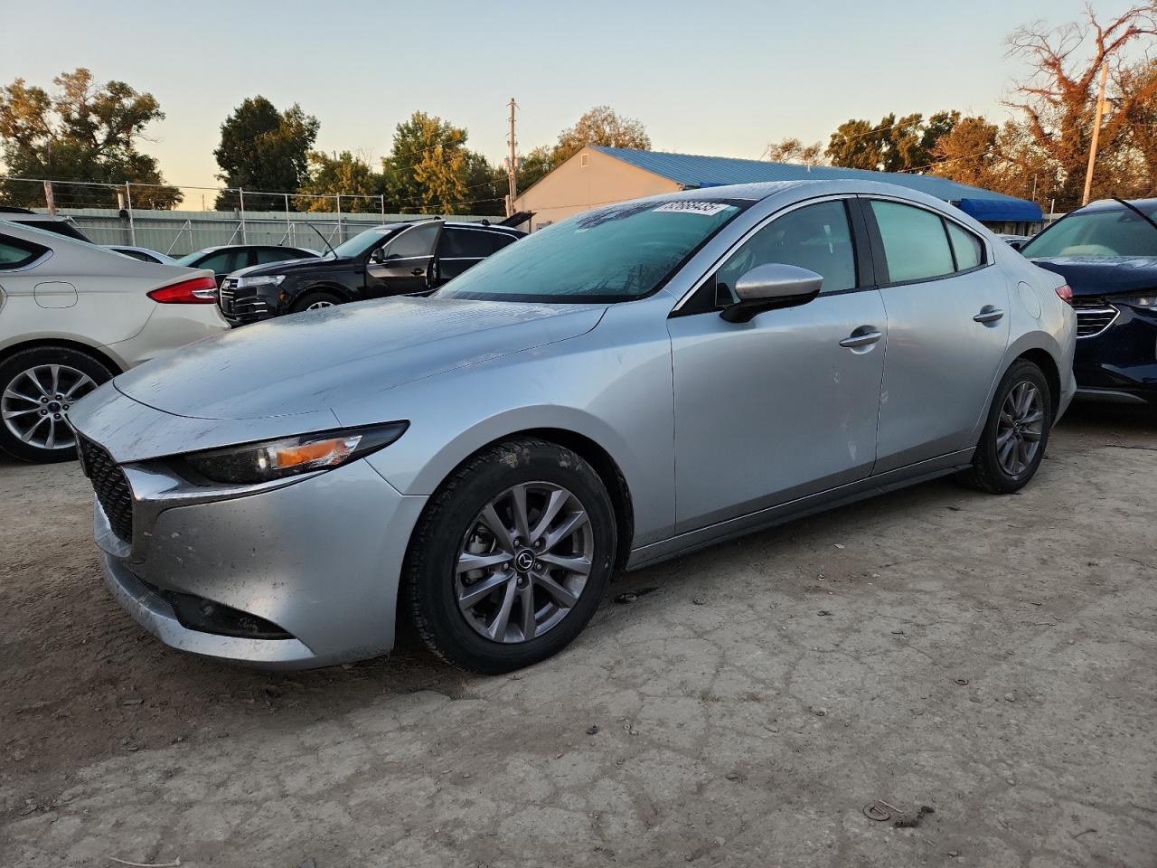MAZDA 3 2021