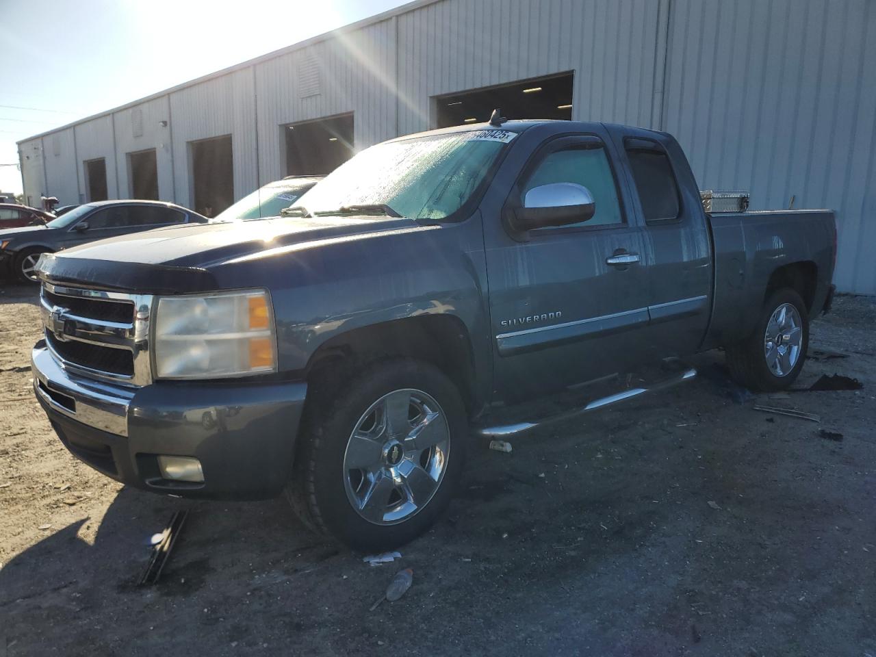 CHEVROLET SILVERADO 2011