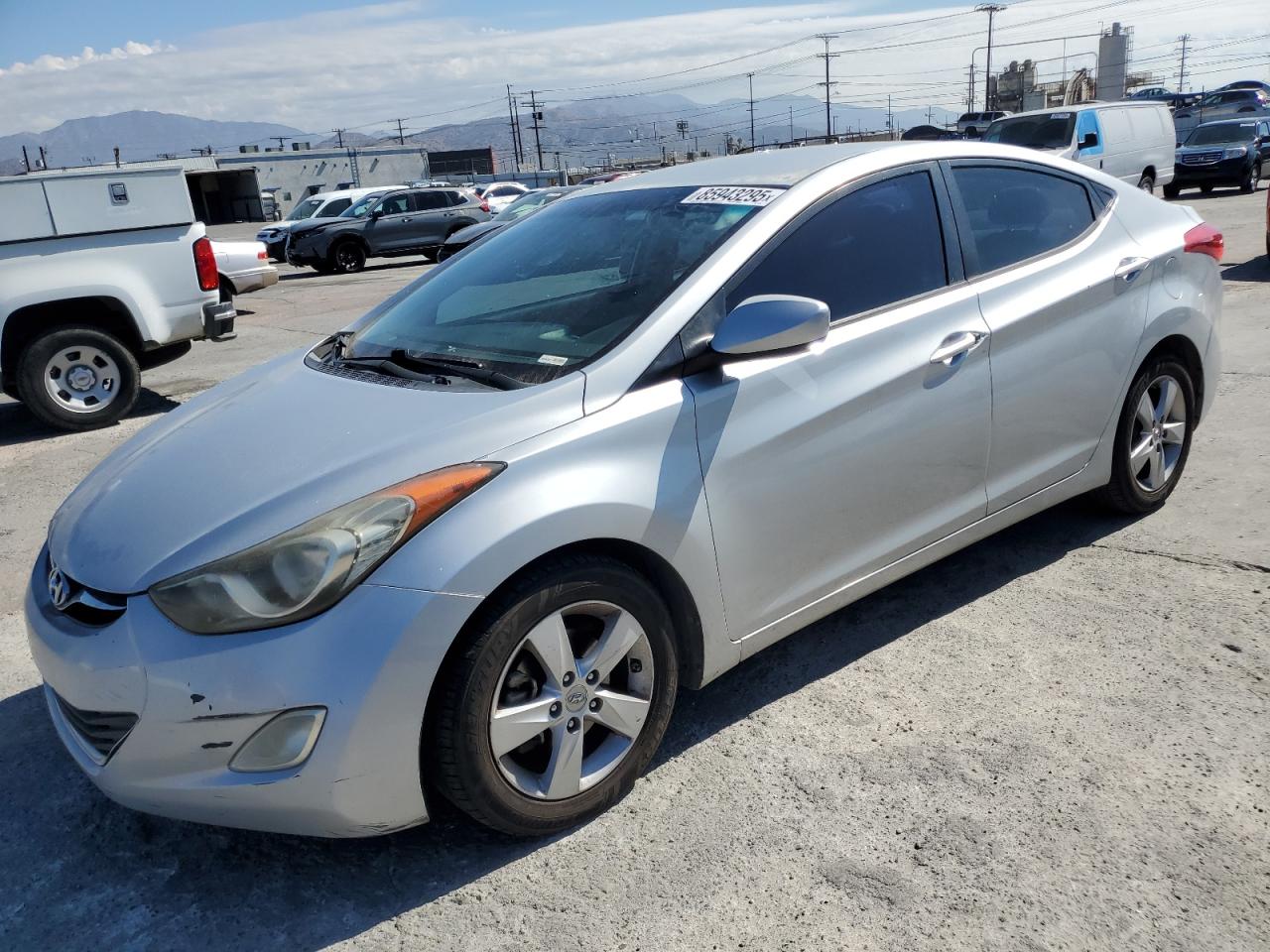 HYUNDAI ELANTRA GL 2013