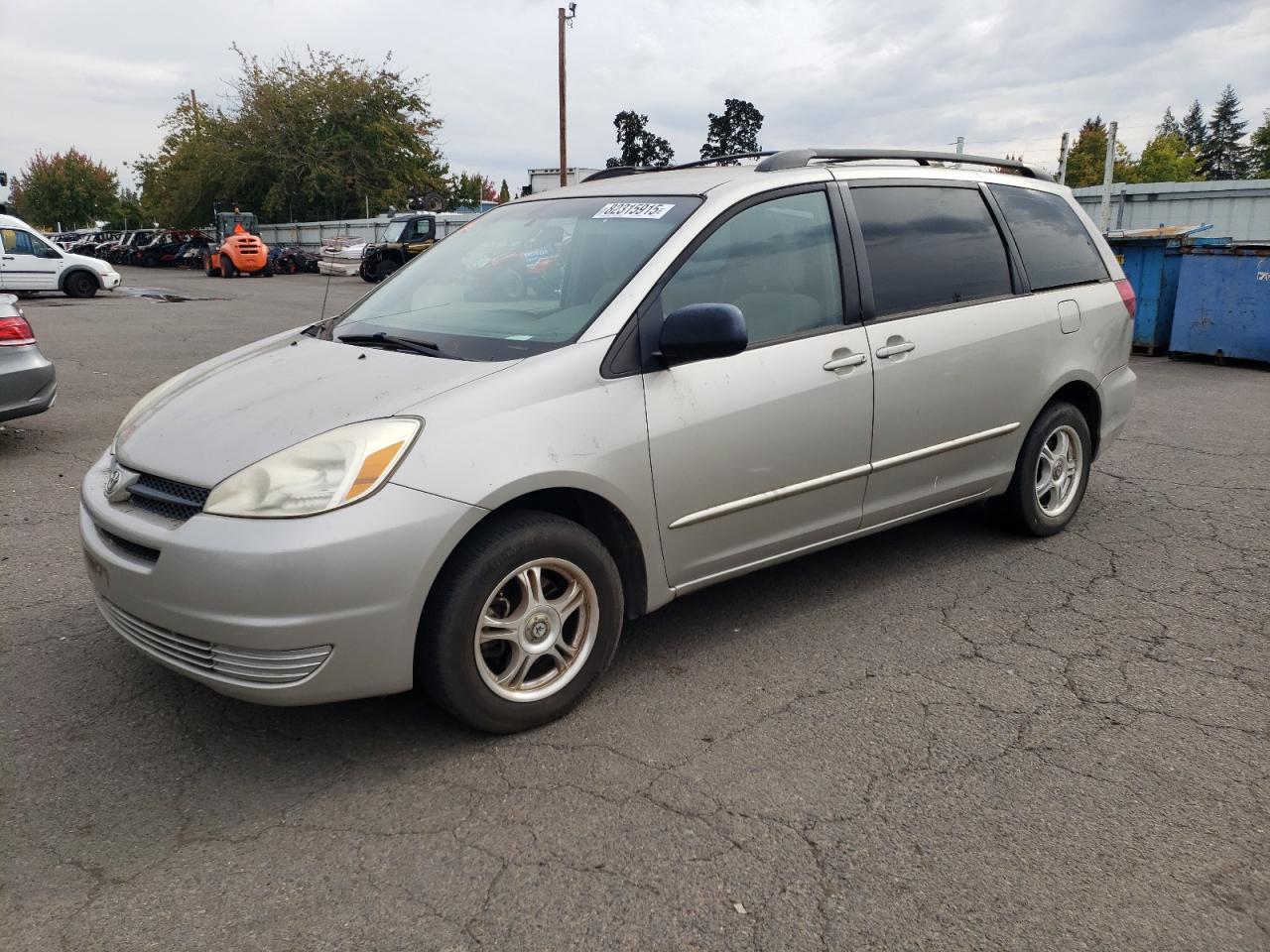 TOYOTA SIENNA CE 2005