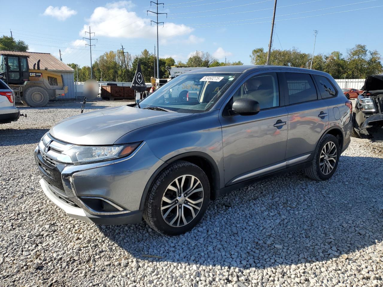 MITSUBISHI OUTLANDER 2016