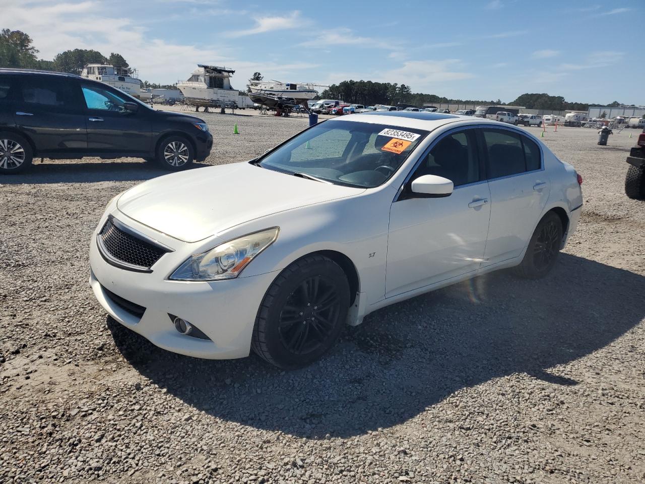 INFINITI Q40 2015