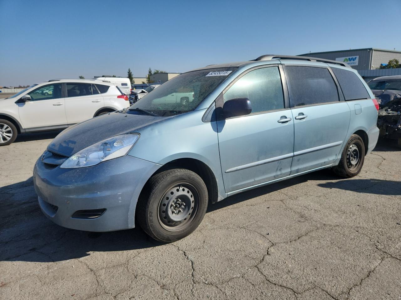 TOYOTA SIENNA CE 2009
