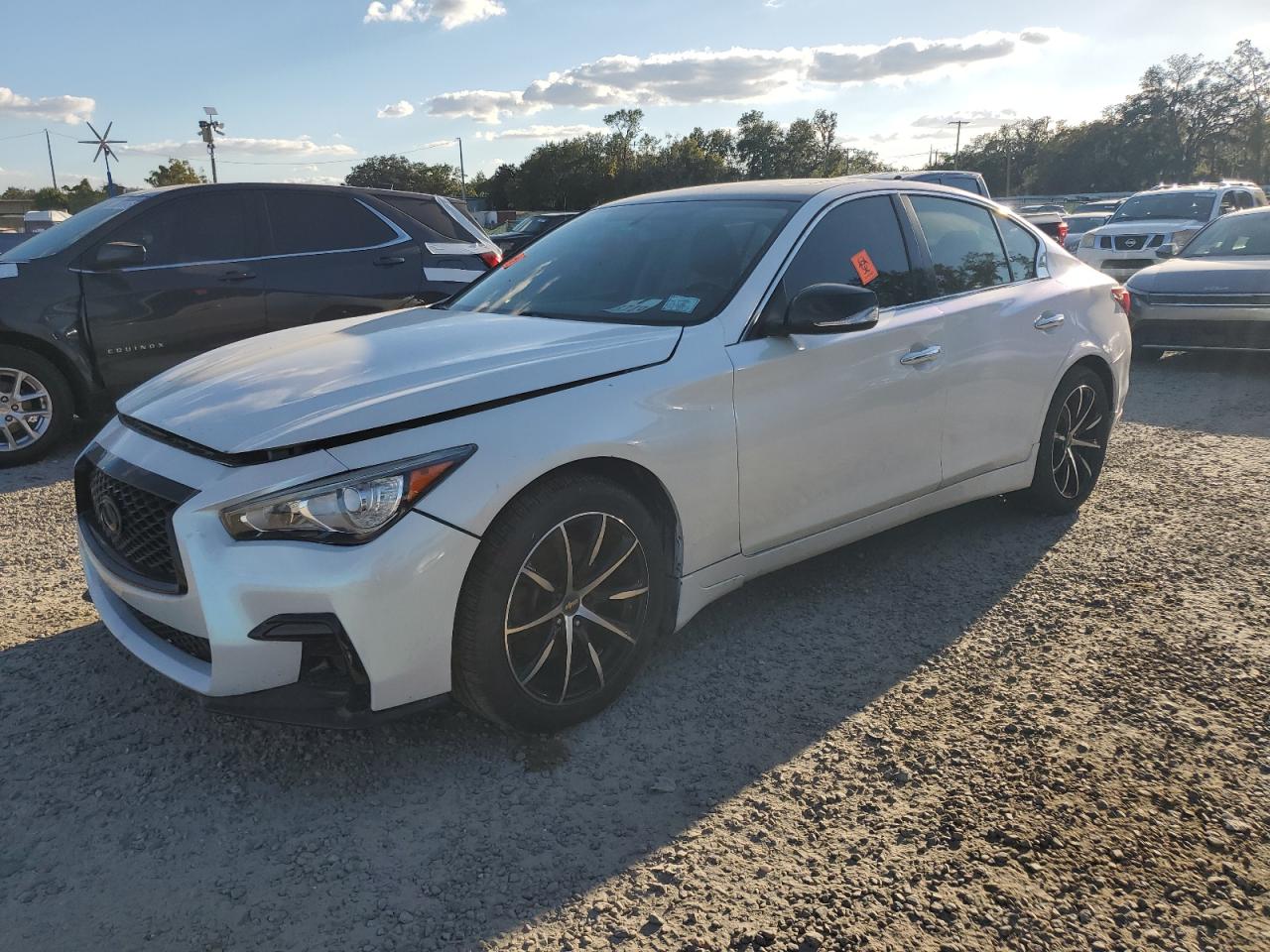 INFINITI Q50 BASE 2015
