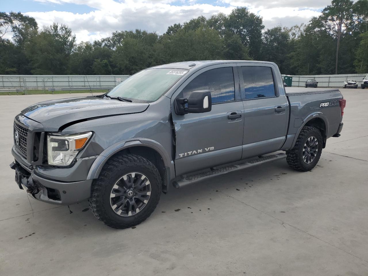 NISSAN TITAN 2018