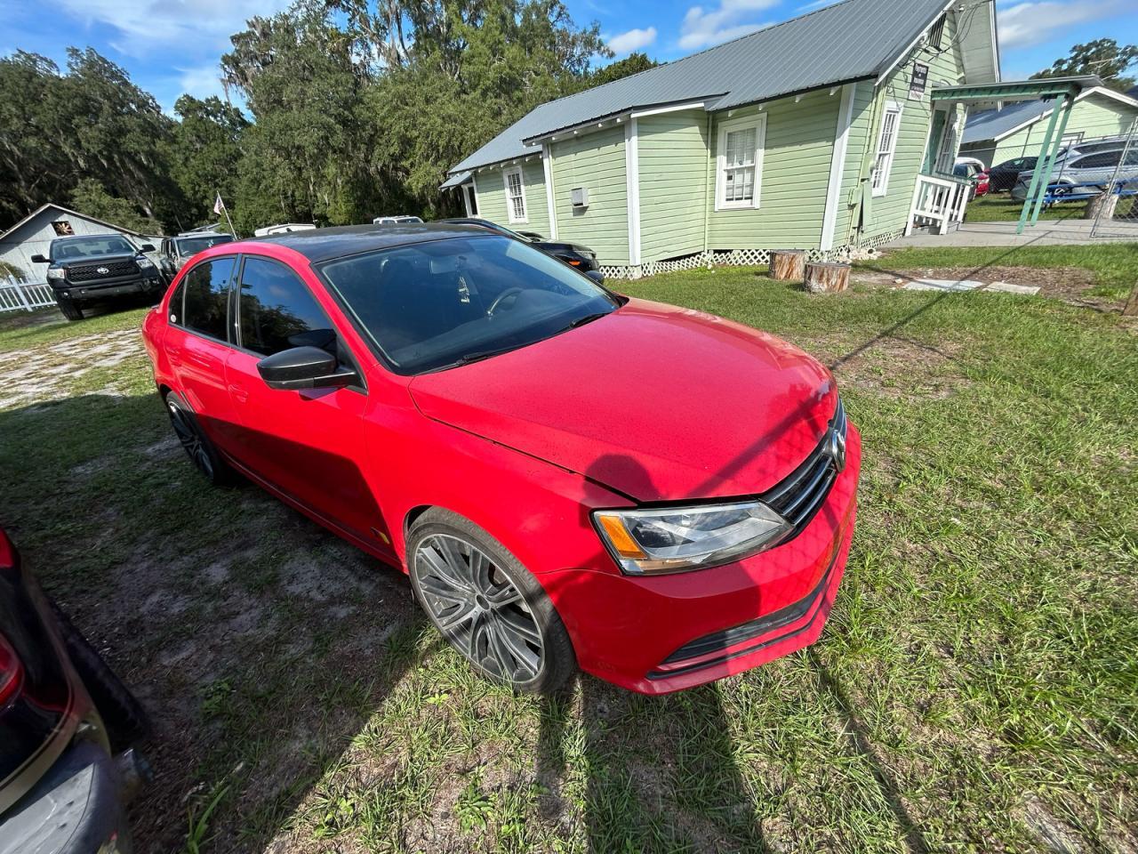 VOLKSWAGEN JETTA SE 2015