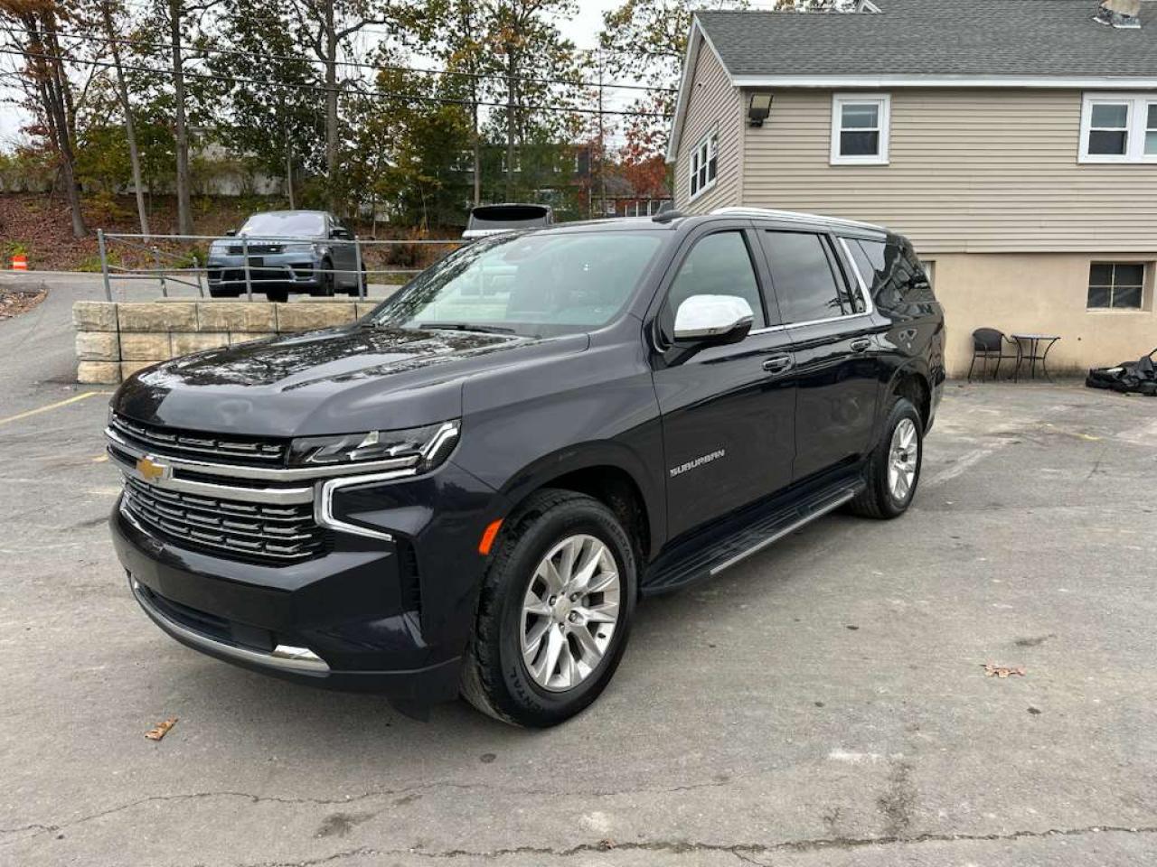 CHEVROLET SUBURBAN 2023