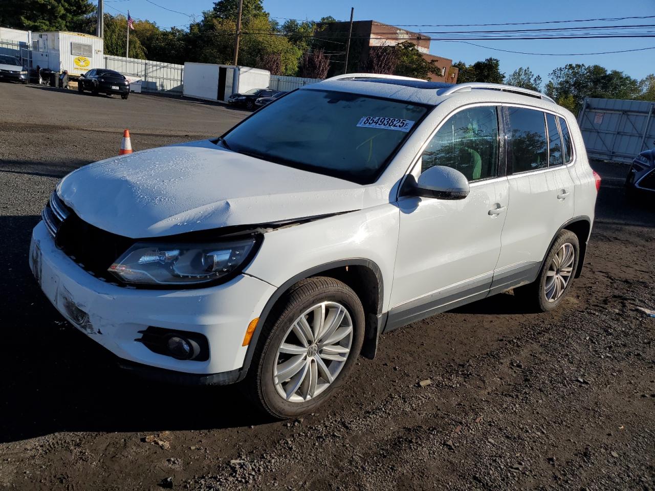 VOLKSWAGEN TIGUAN S 2016