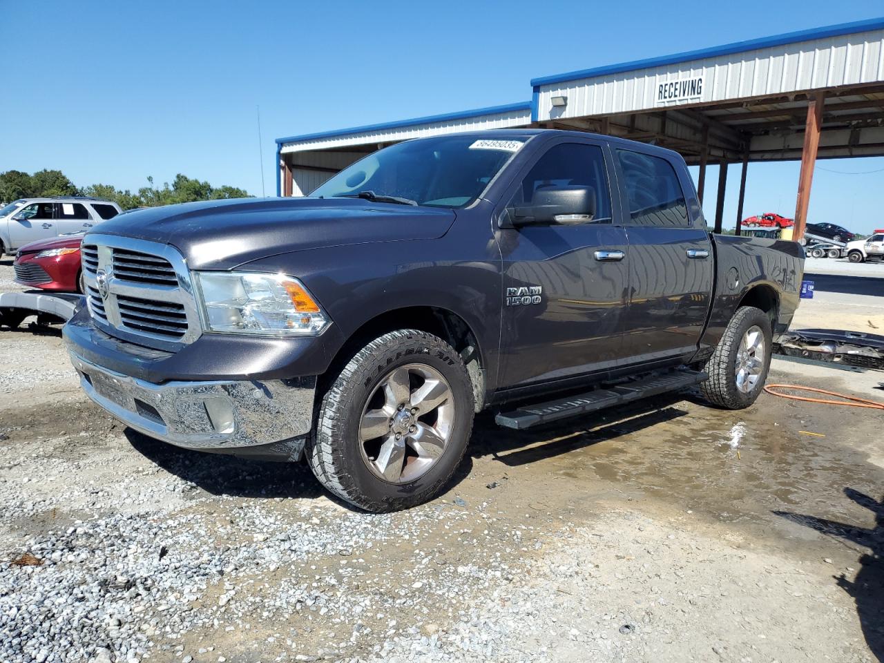 RAM 1500 SLT 2017
