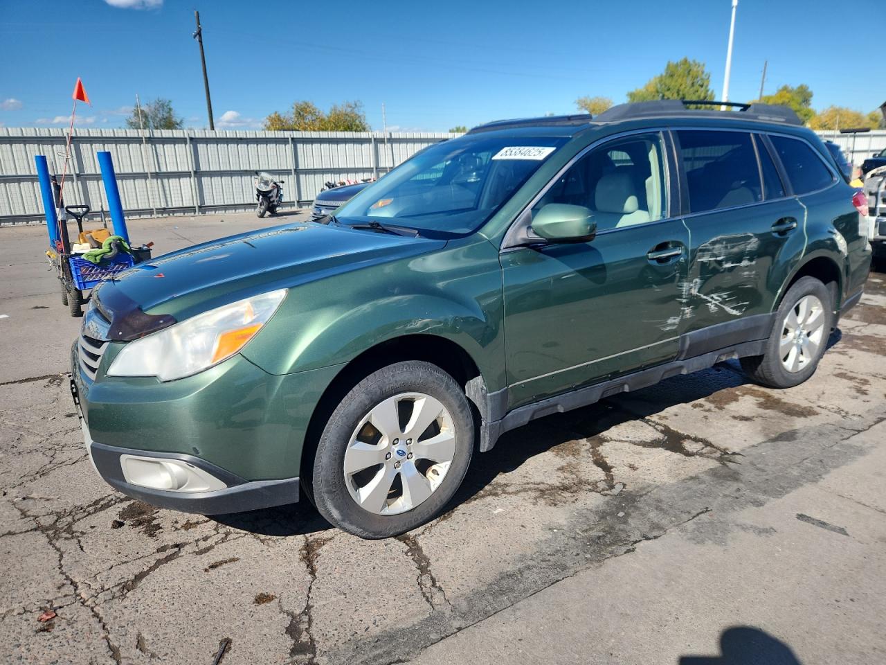 SUBARU OUTBACK 2012
