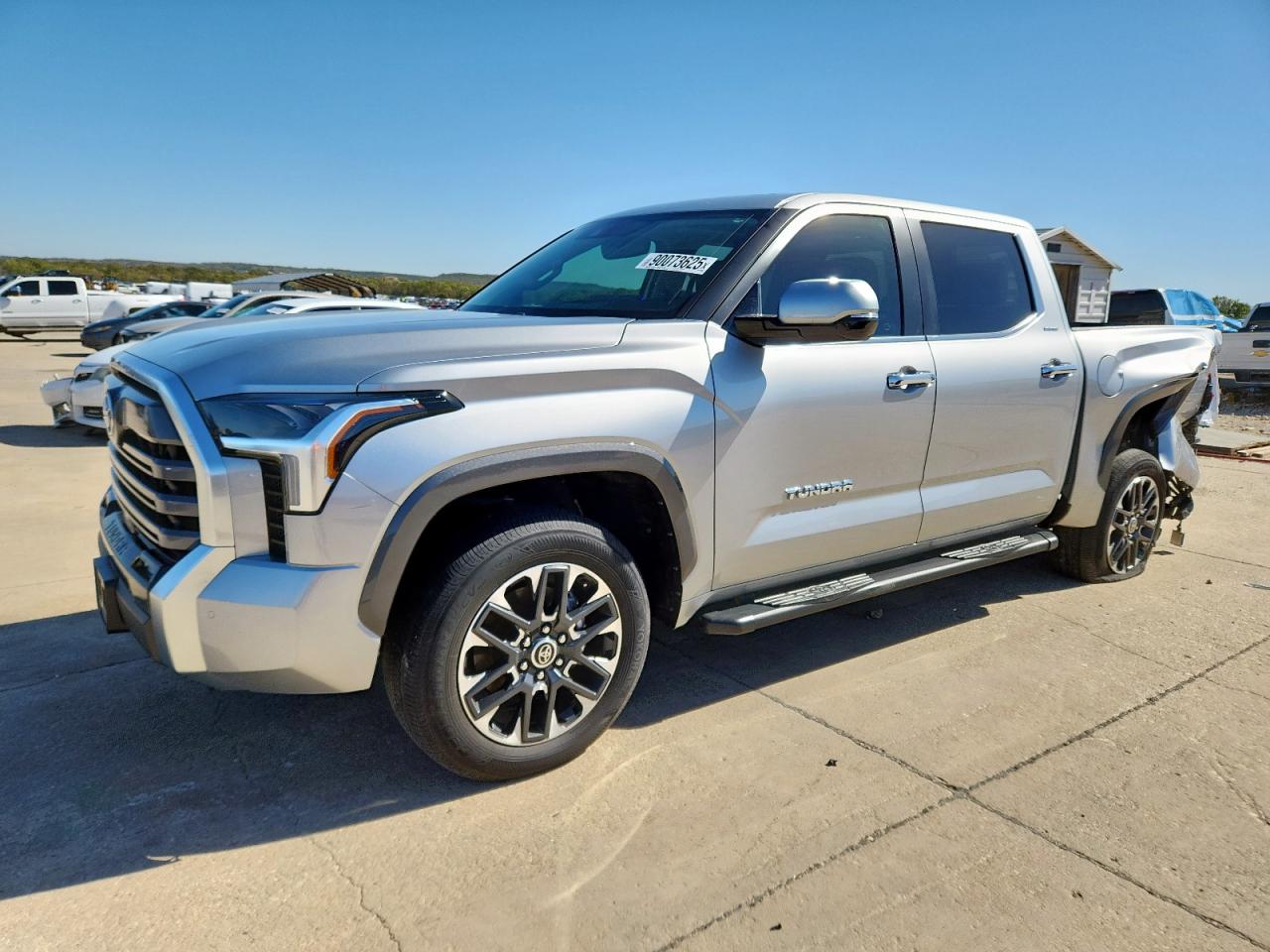 TOYOTA TUNDRA 4X4 2024