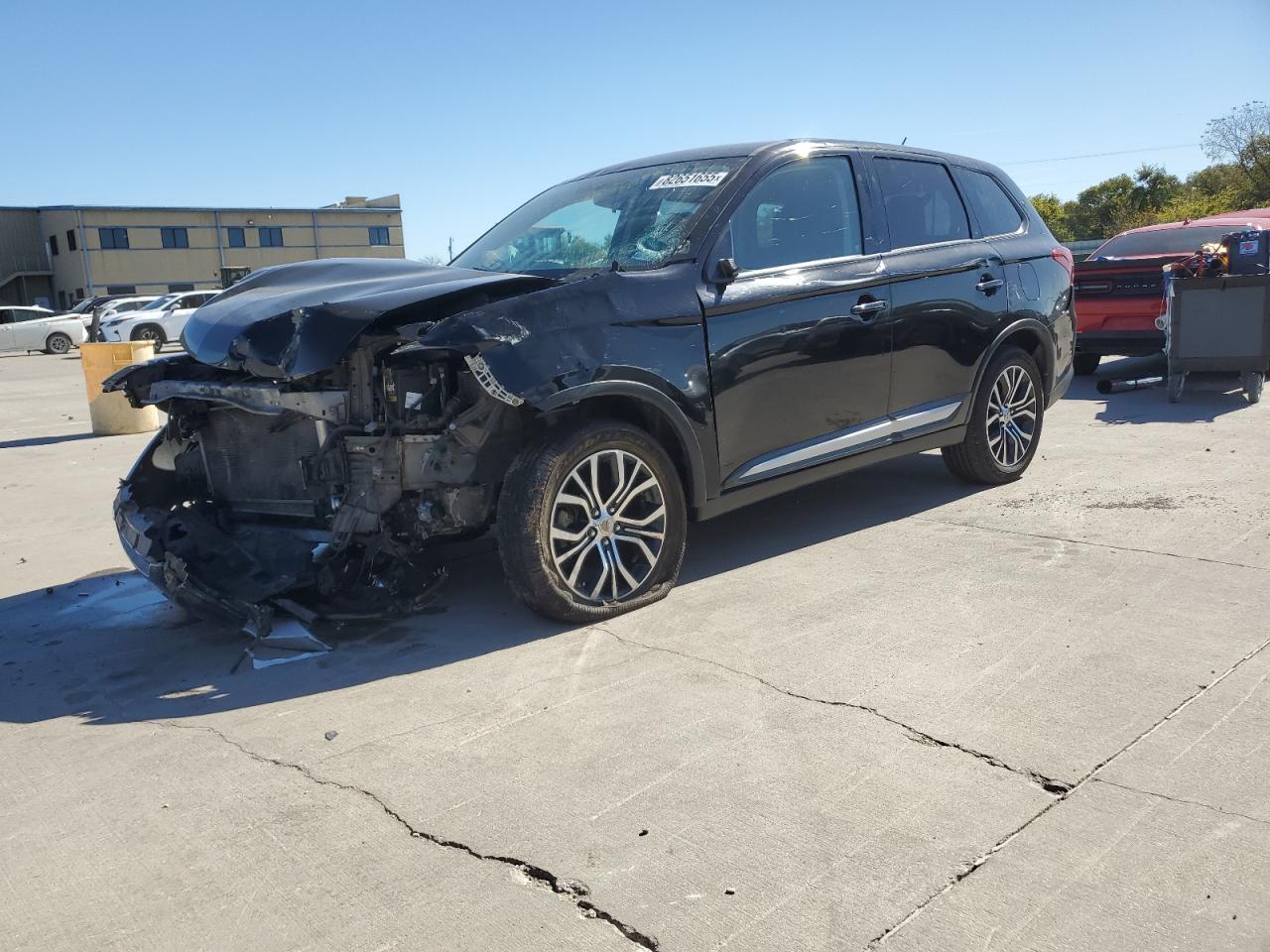 MITSUBISHI OUTLANDER 2016