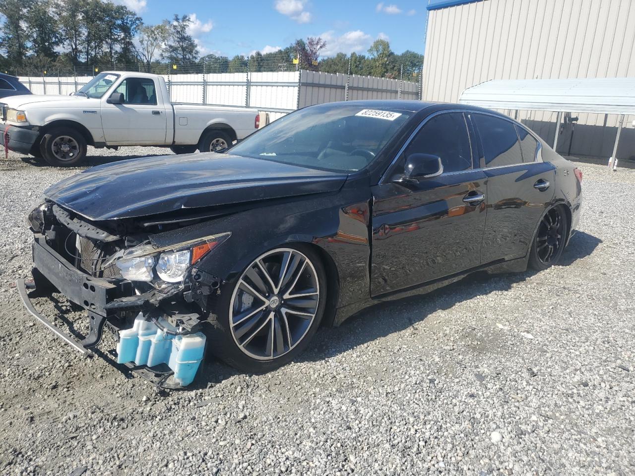 INFINITI Q50 2015