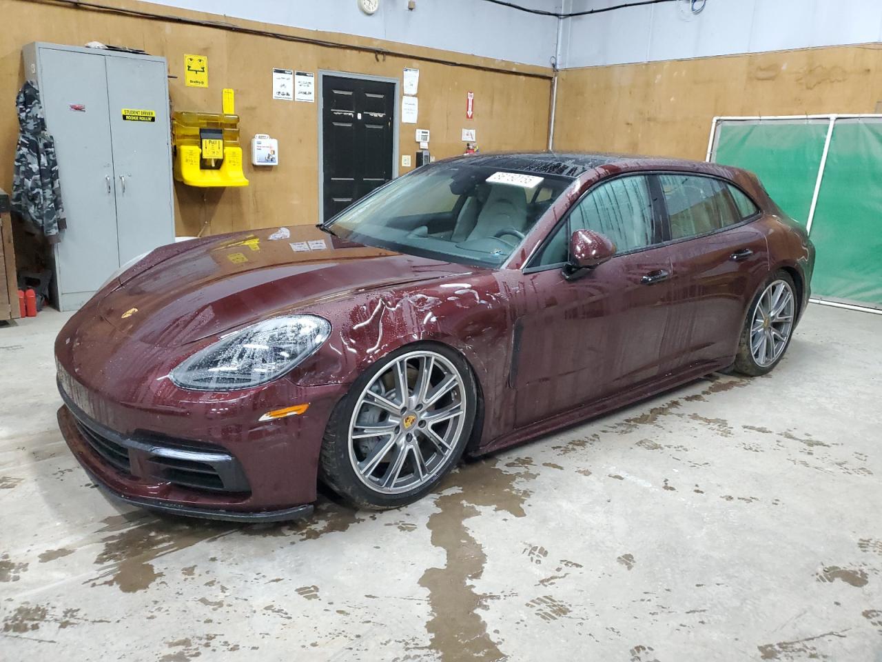 PORSCHE PANAMERA 4 2018