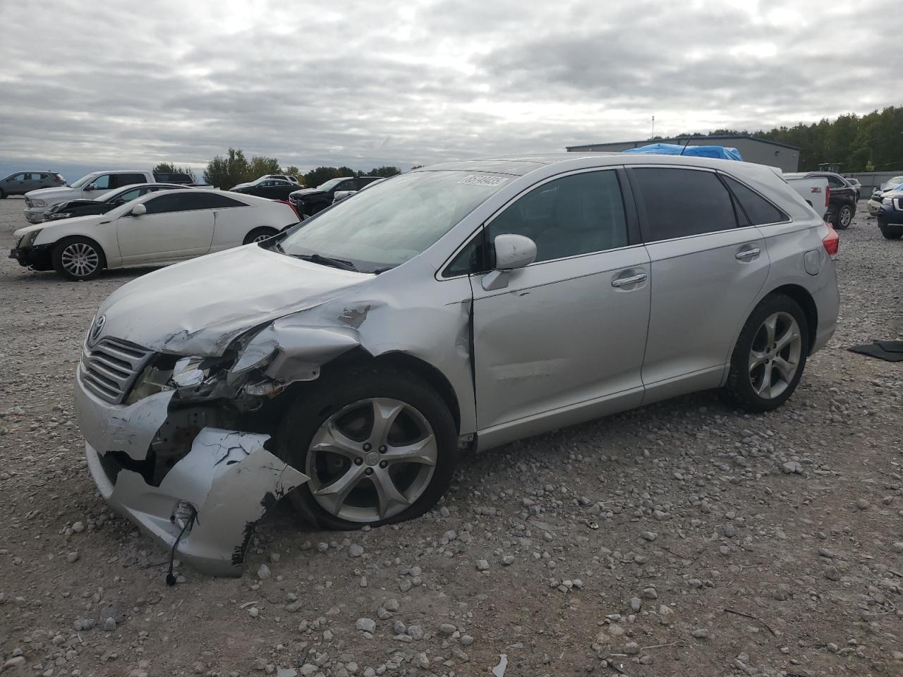 TOYOTA VENZA 2011