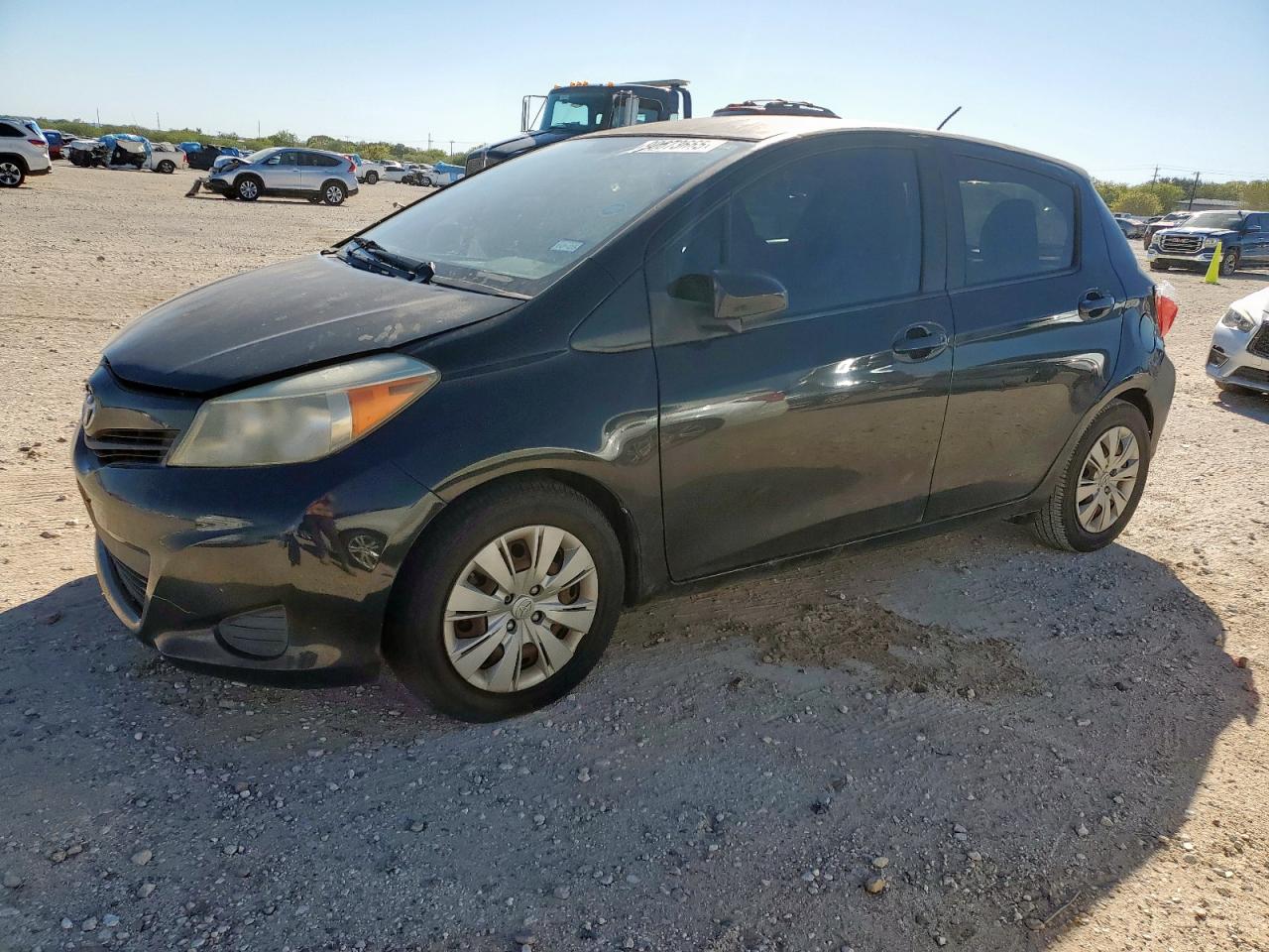 TOYOTA YARIS 2014