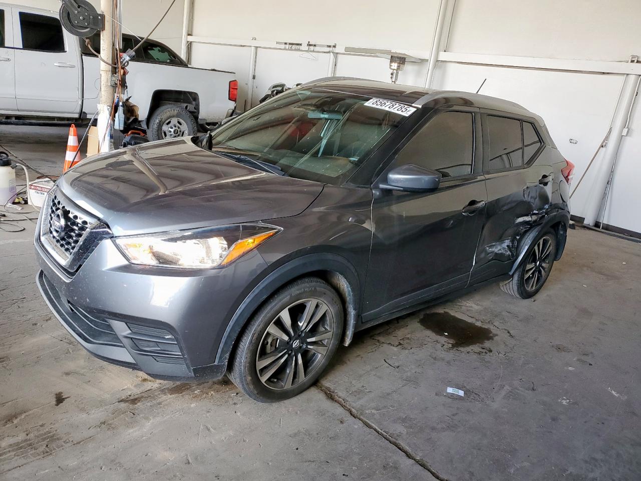 NISSAN KICKS SV 2020