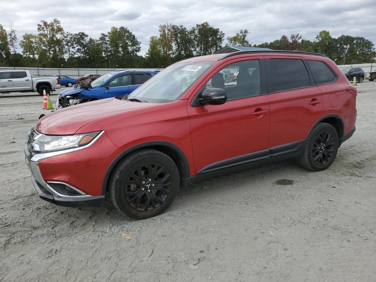 MITSUBISHI OUTLANDER 2018