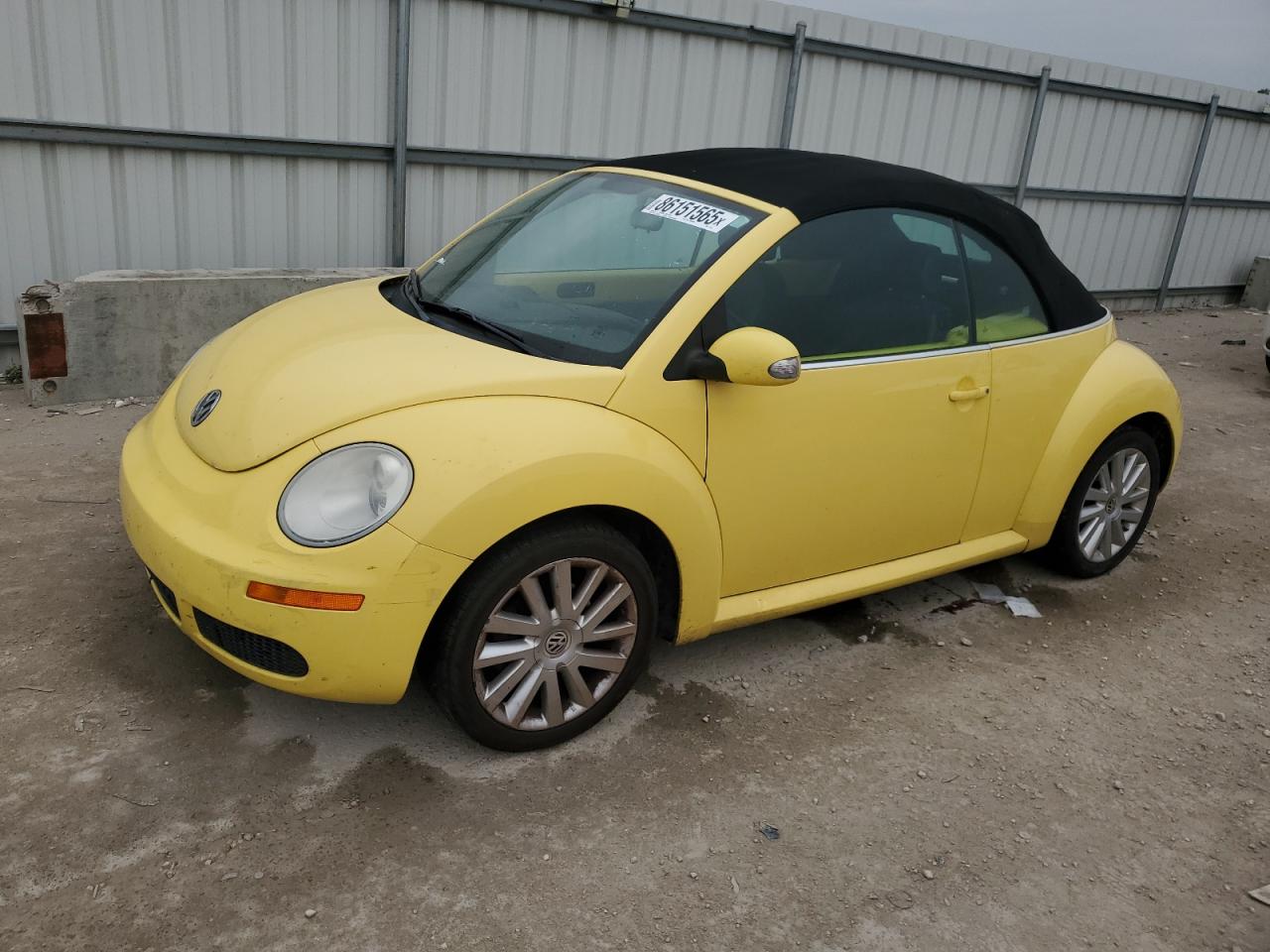 VOLKSWAGEN NEW BEETLE 2008