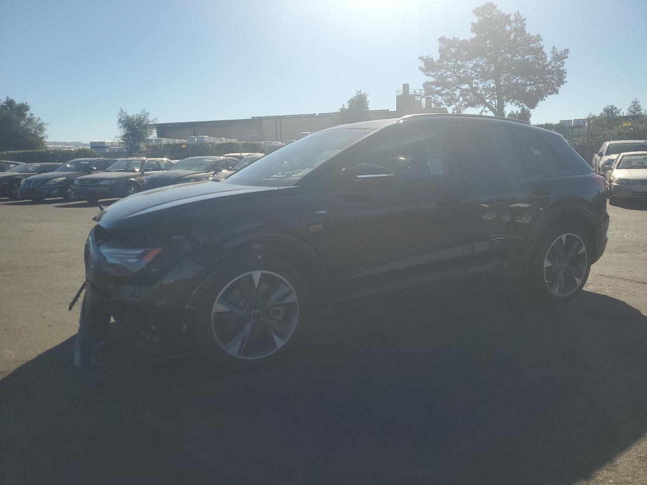 AUDI Q4 E-TRON 2024