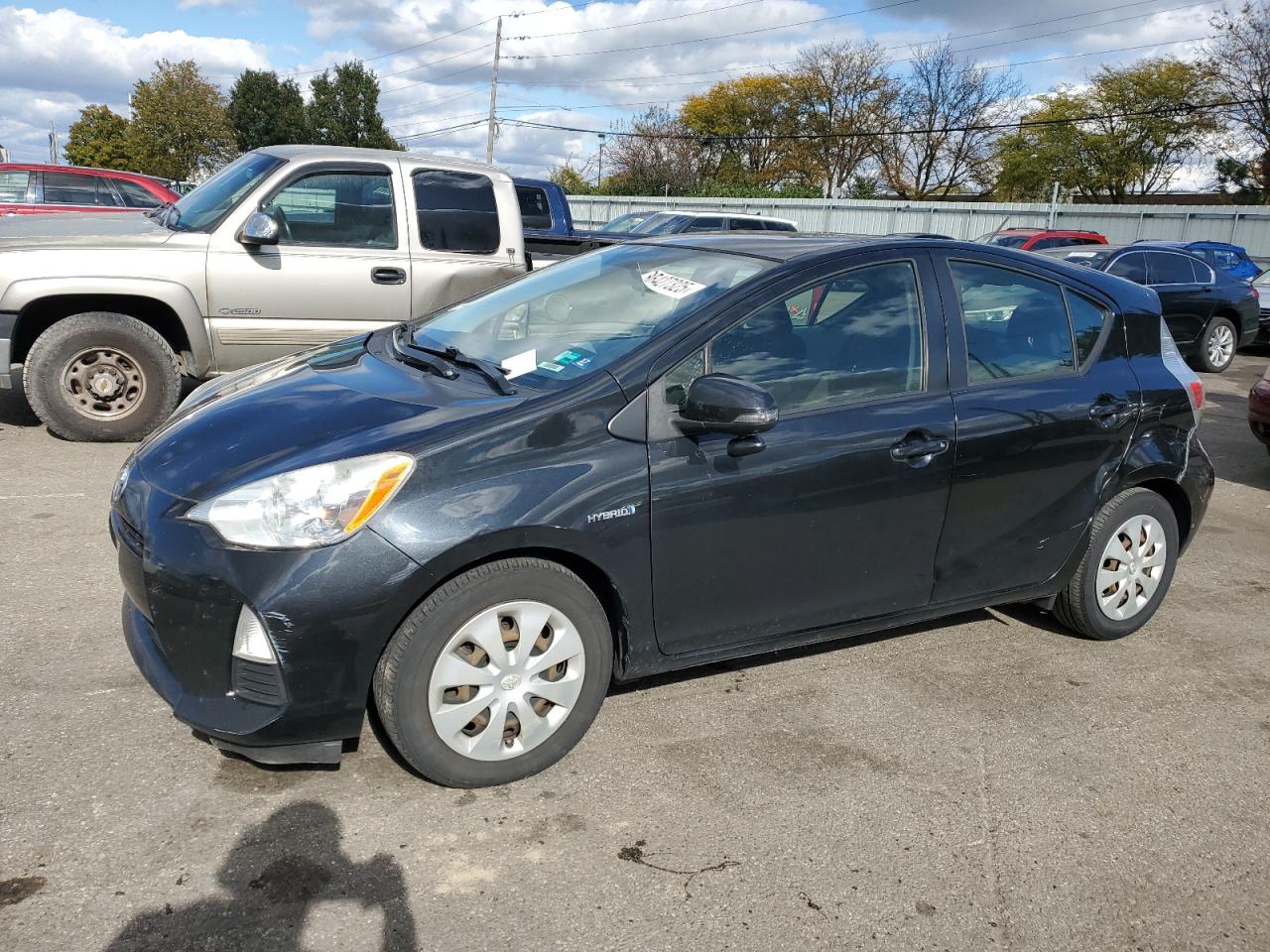 TOYOTA PRIUS C 2013