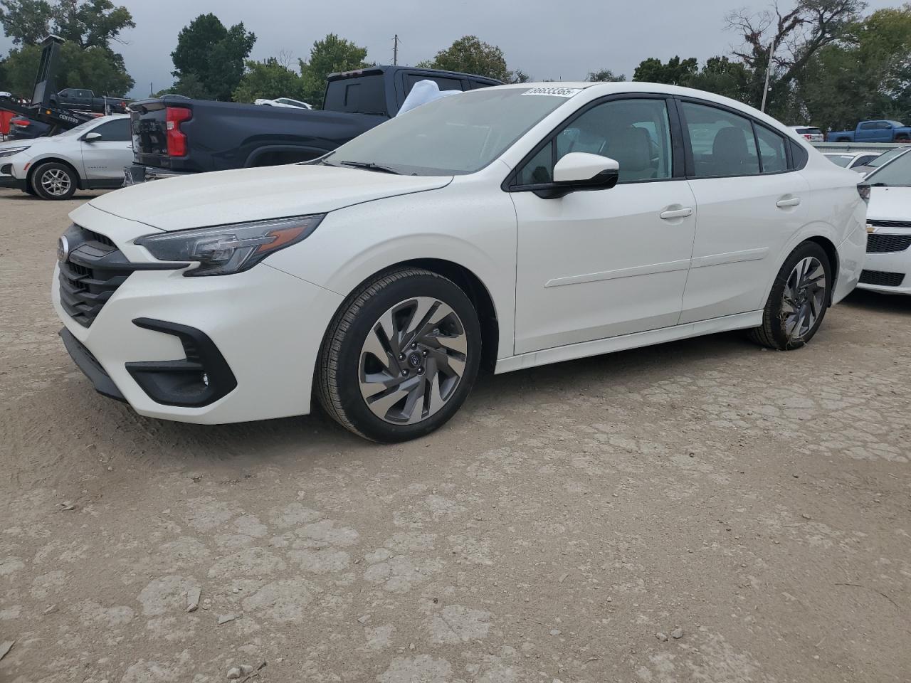 SUBARU LEGACY 2025