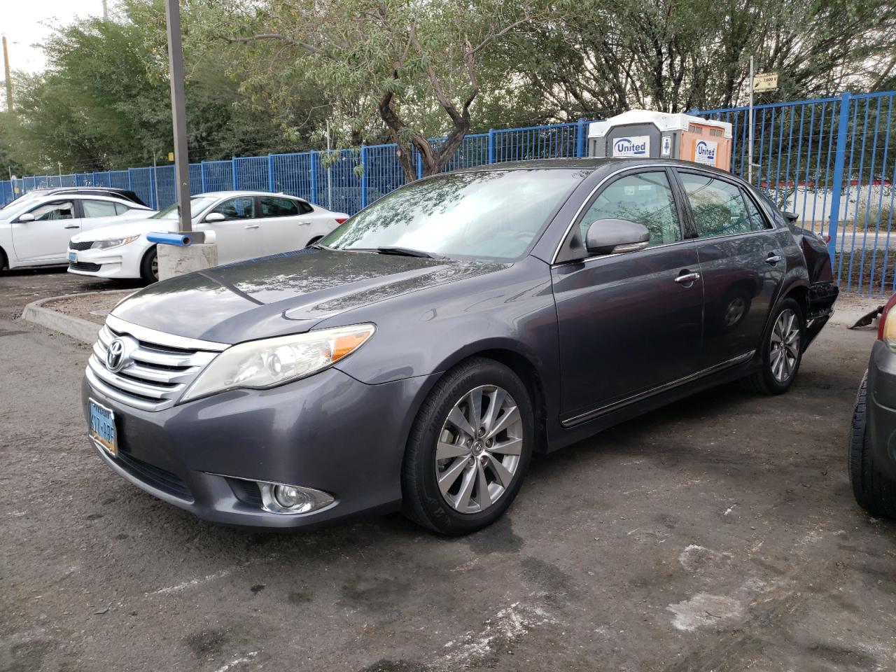 TOYOTA AVALON BAS 2011