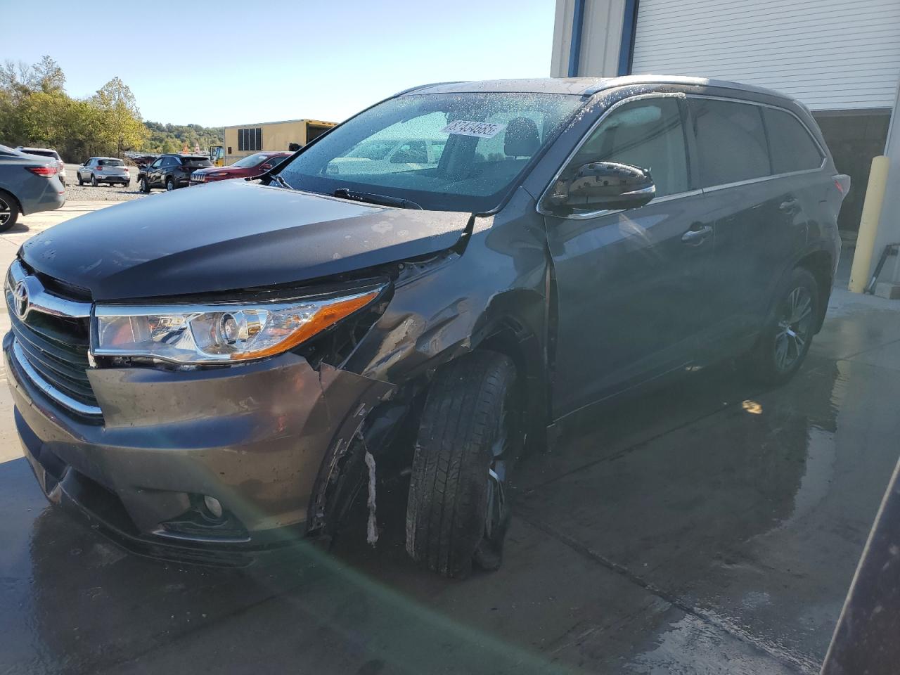 TOYOTA HIGHLANDER 2016
