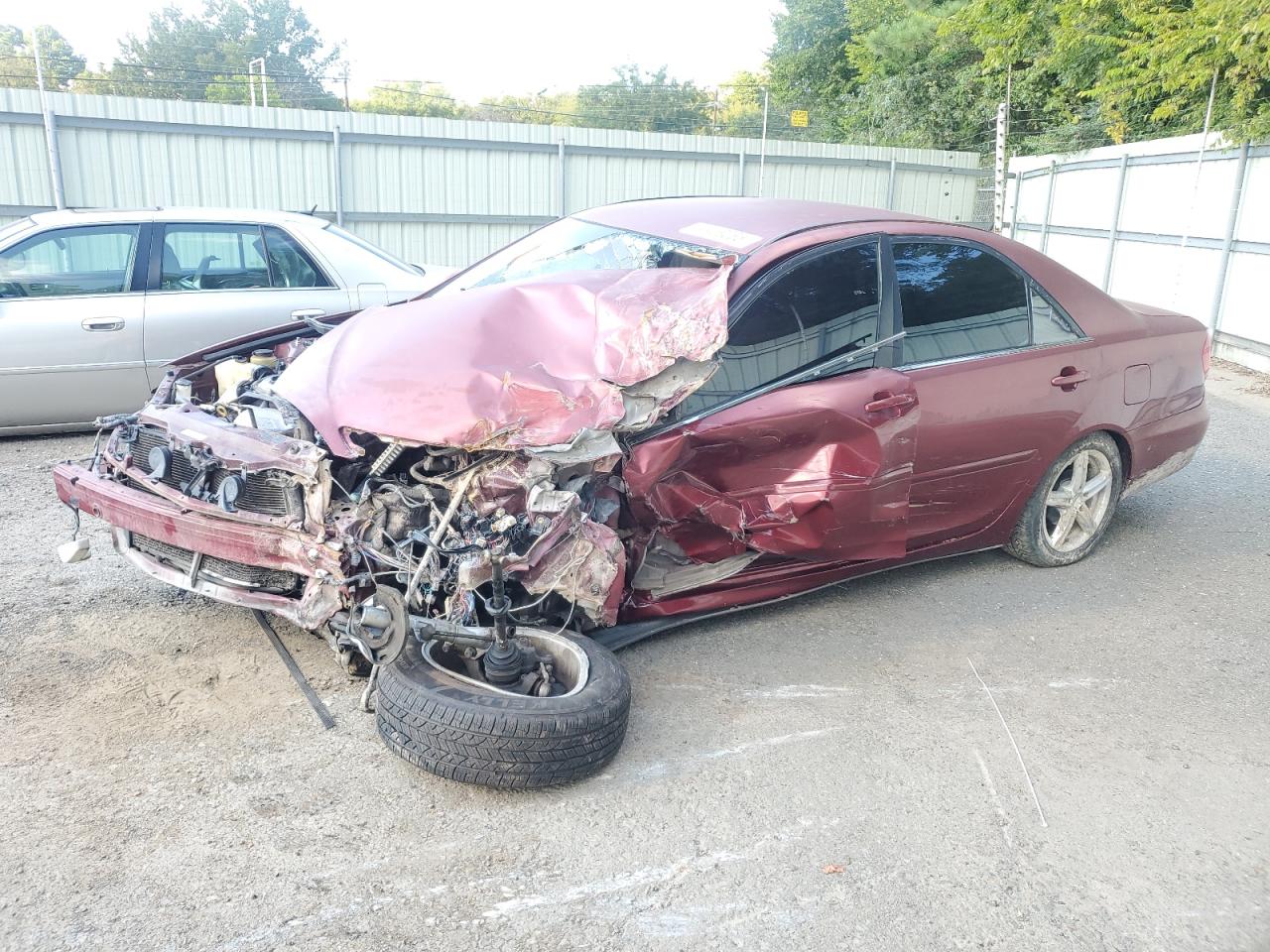 TOYOTA CAMRY LE 2004