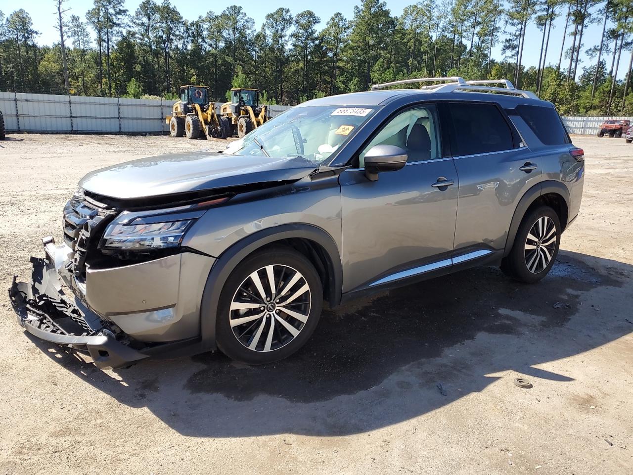 NISSAN PATHFINDER 2023