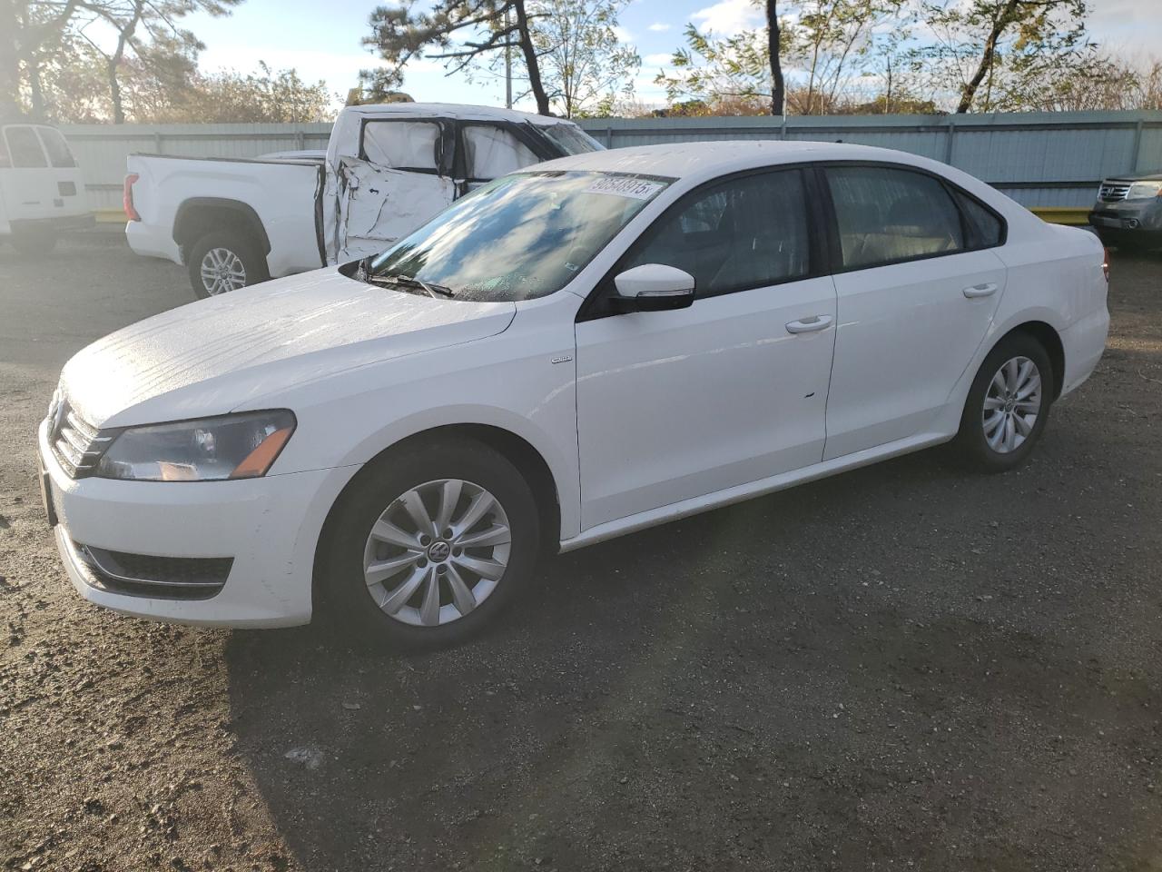 VOLKSWAGEN PASSAT S 2013