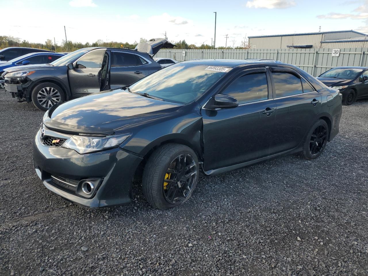 TOYOTA CAMRY SE 2014