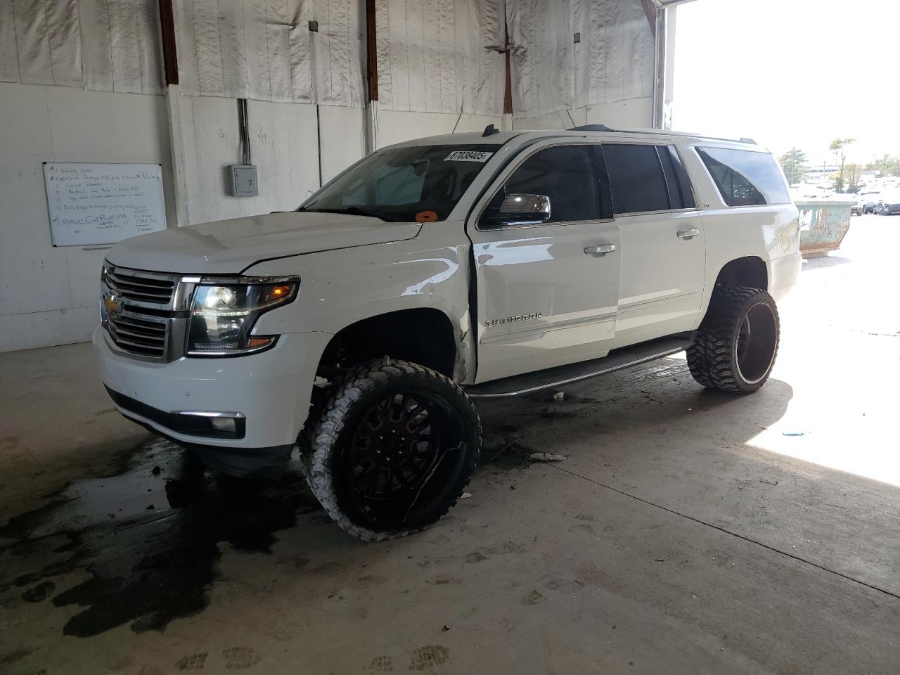 CHEVROLET SUBURBAN C 2015