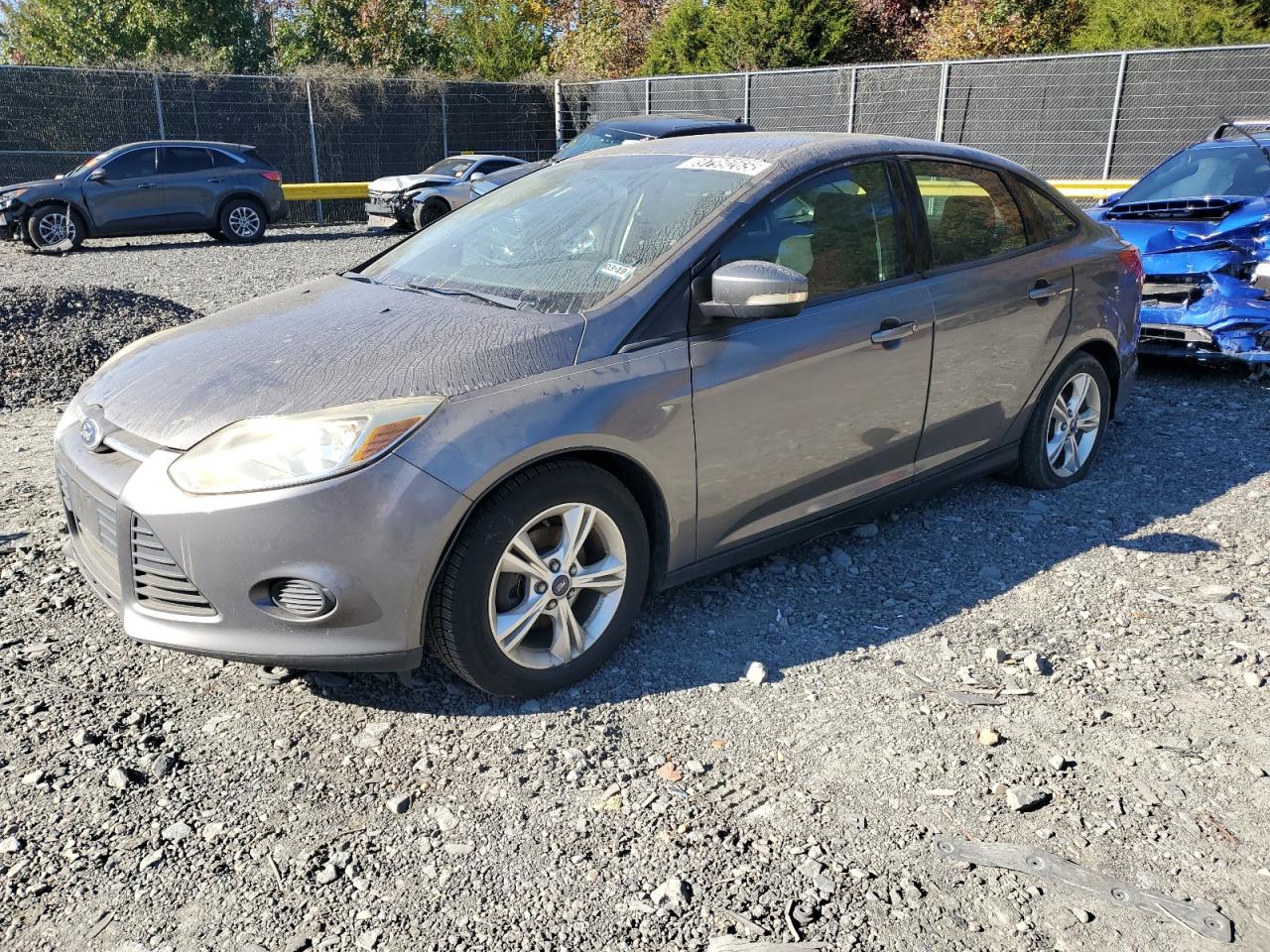 FORD FOCUS SE 2014