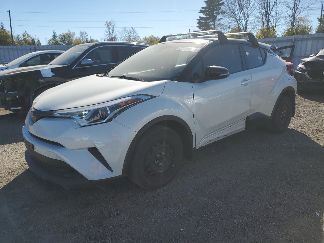 TOYOTA C-HR XLE 2019