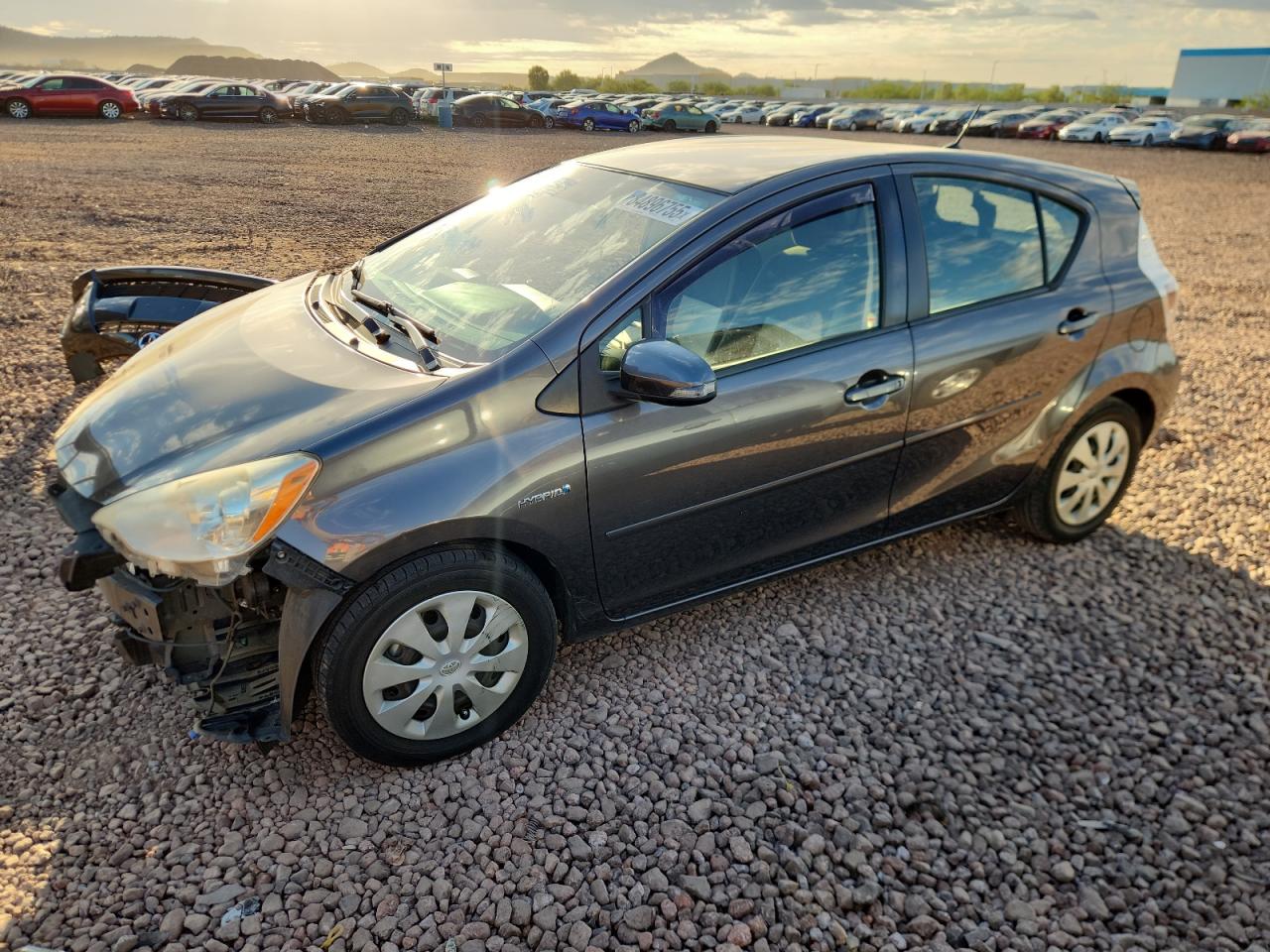 TOYOTA PRIUS C 2012