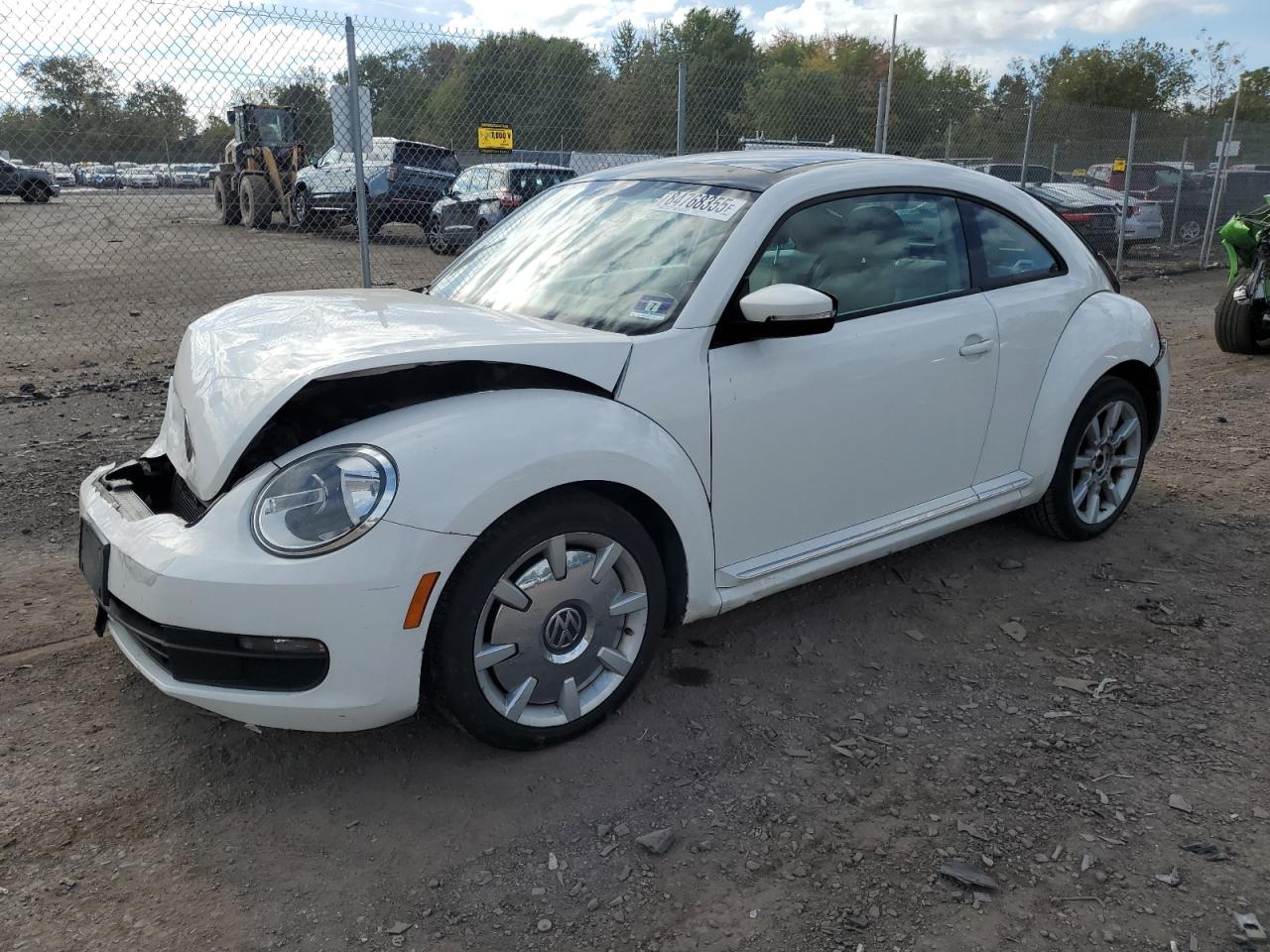 VOLKSWAGEN BEETLE 2013