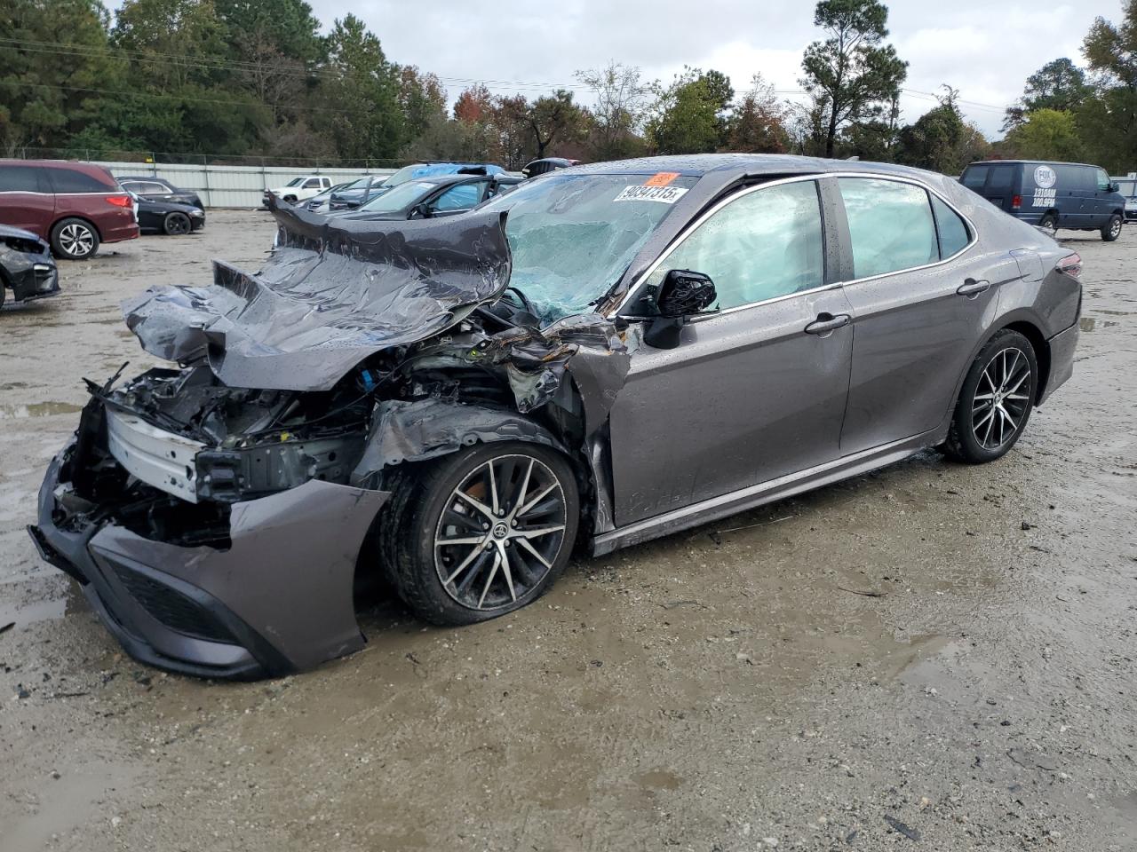 TOYOTA CAMRY SE N 2024