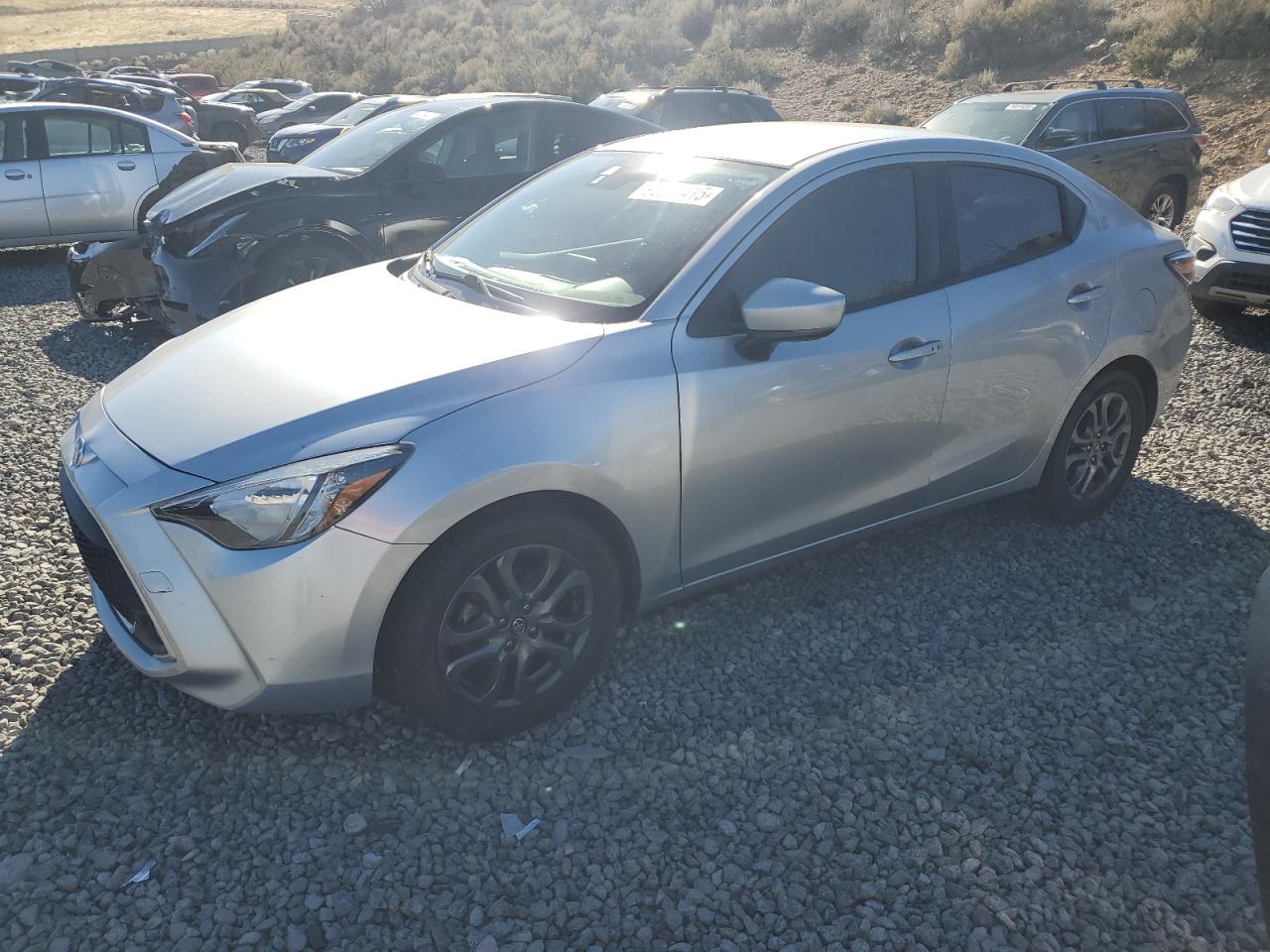 TOYOTA YARIS L 2019