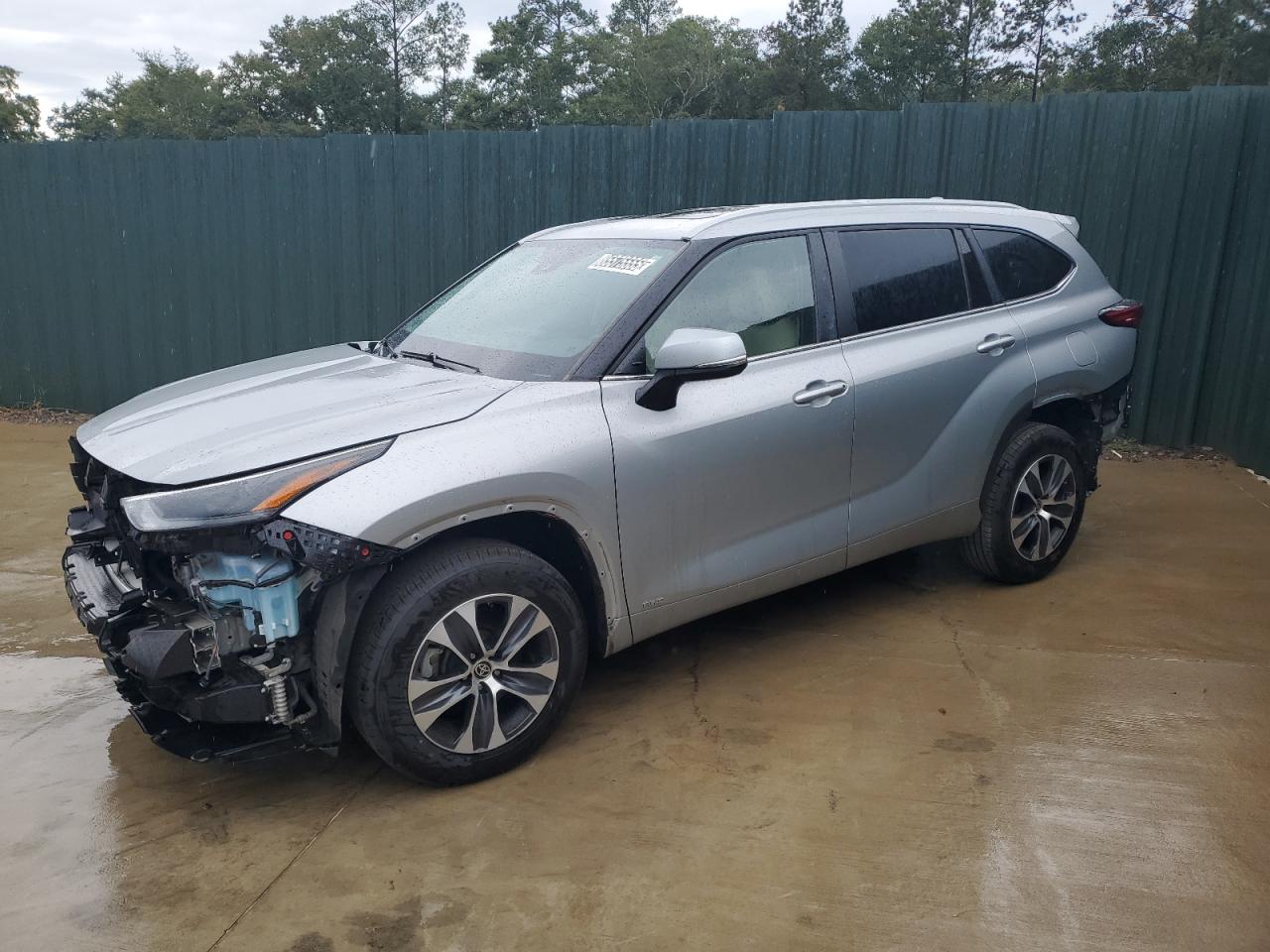 TOYOTA HIGHLANDER HYBRID XLE 2023