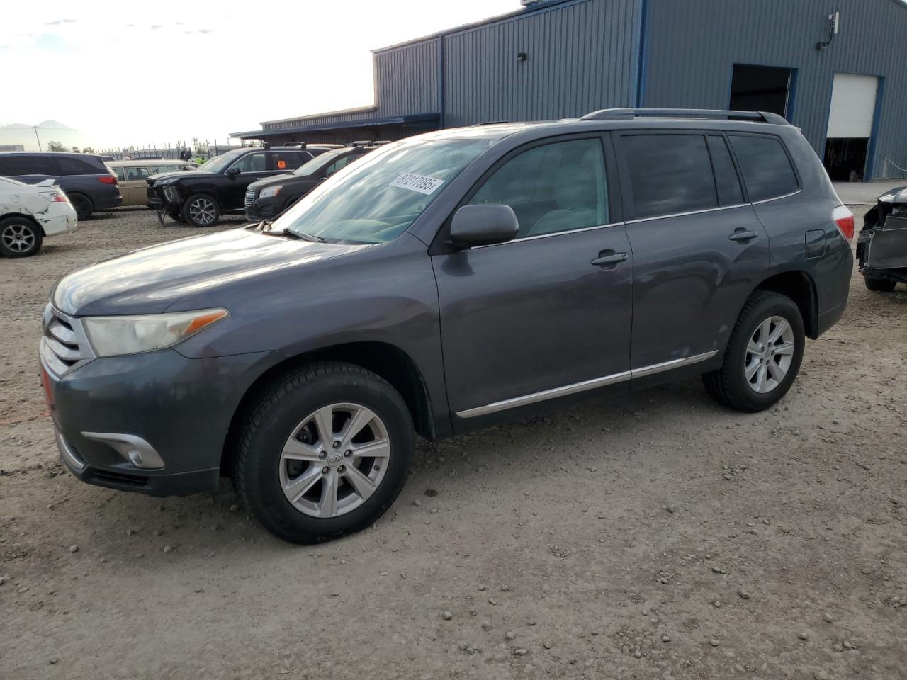 TOYOTA HIGHLANDER 2011
