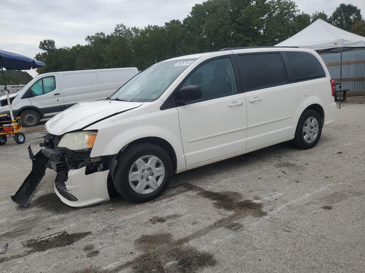 DODGE GRAND CARAVAN EXPRESS 2011