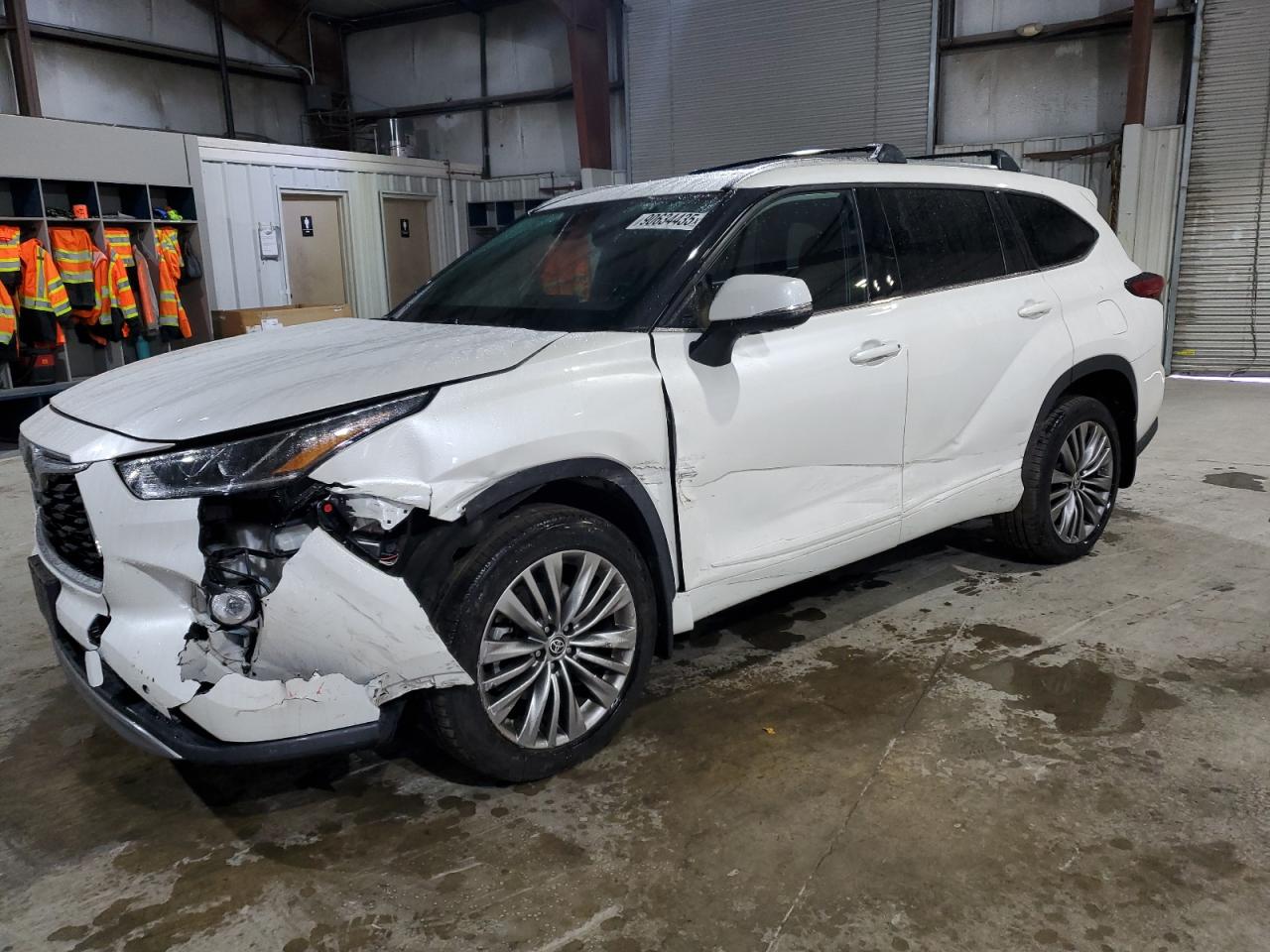 TOYOTA HIGHLANDER 2021